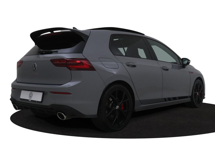 Volkswagen Golf 8 2.0 GTI Clubsport Oettinger | Automaat | Panoramadak | Head Up Display | Harman kardon | 19" Lichtmetalen Velgen |