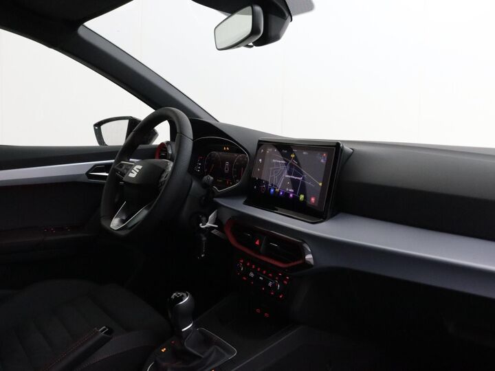 SEAT Ibiza FR Business Intense 1.0 70 kW / 95 pk EcoTSI Hatch