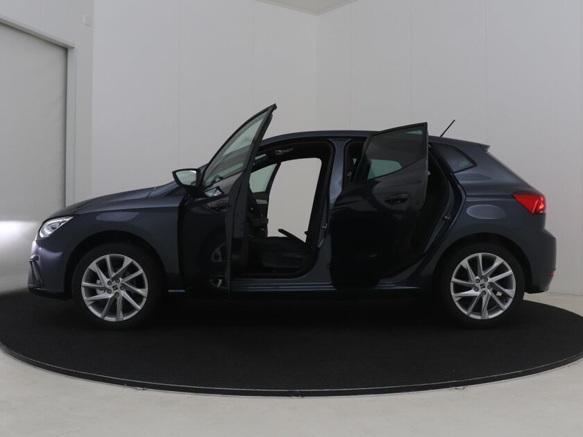 SEAT Ibiza FR Business Intense 1.0 70 kW / 95 pk EcoTSI Hatch