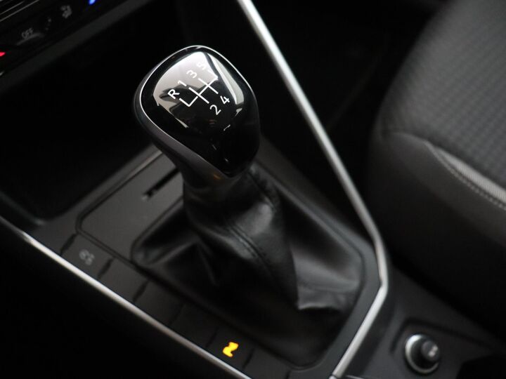 Volkswagen Polo 1.0 TSI Polo | 95 PK | Led Lampen | Cruise Control | Achteruitrijcamera | DAB | Navigatie |