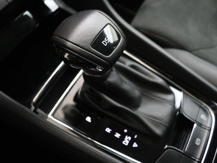Škoda Kodiaq 1.5 TSI Business Edition Plus 7p. Automaat | 150 PK | Keyless Entry | Apple CarPlay | Lichtmetalen Velgen 19” | Navigatiesysteem | 7 Zitplaatsen