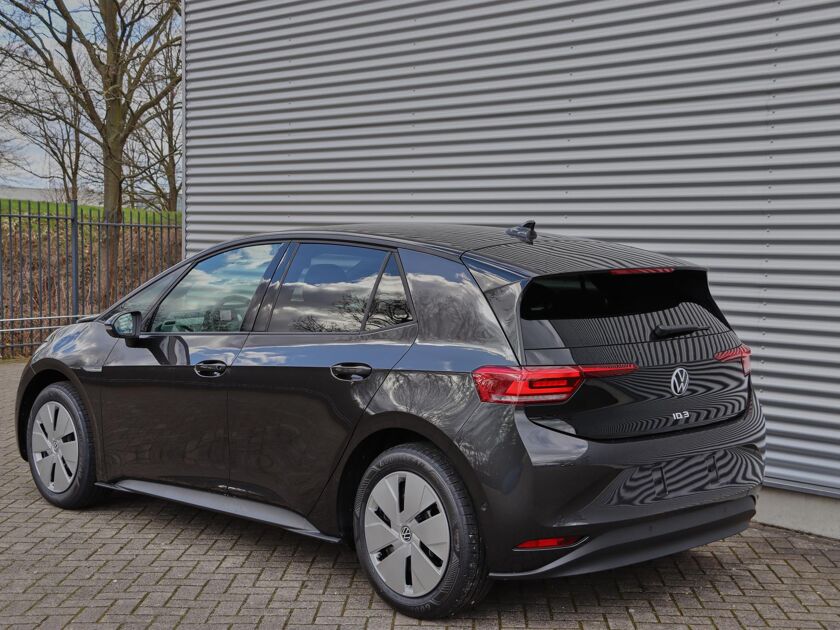 Volkswagen ID.3 Pro Edition ELEKTROMOTOR 150 kW / 204 pk Hatchback Elektrische aandrijving