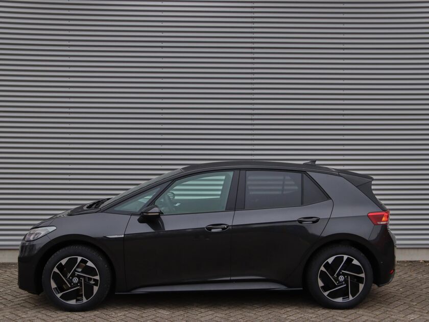 Volkswagen ID.3 Pro Edition ELEKTROMOTOR 150 kW / 204 pk Hatchback Elektrische aandrijving