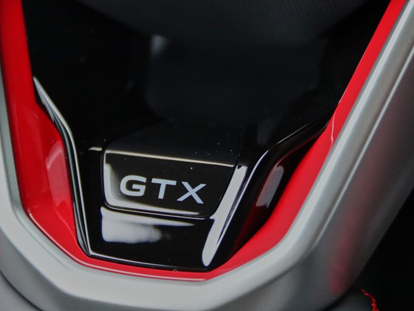 Volkswagen ID.5 GTX ELEKTROMOTOR 220 kW / 299 pk SUV Elektrische a andrijving