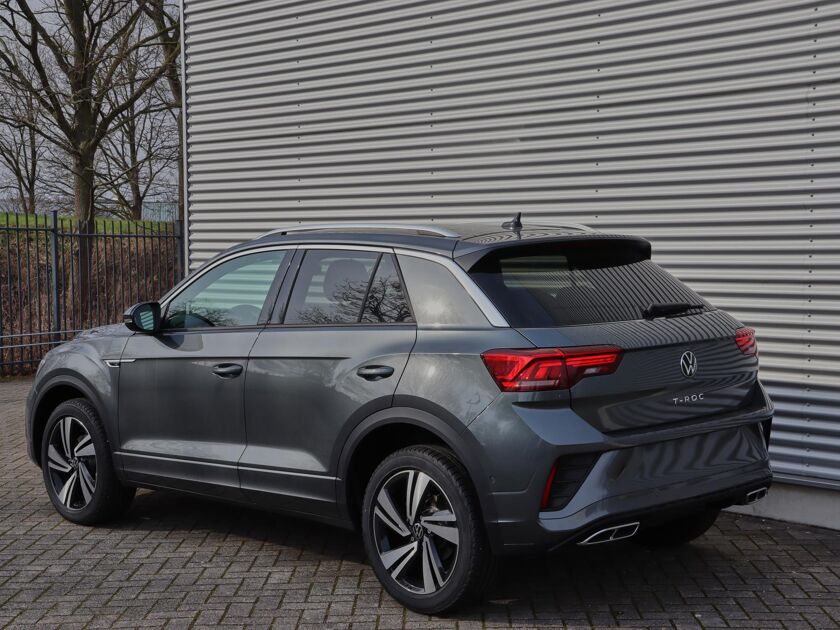 Volkswagen T-Roc R-Line Business + 1.5 110 kW / 150 pk TSI SUV 7 ve rsn. DSG