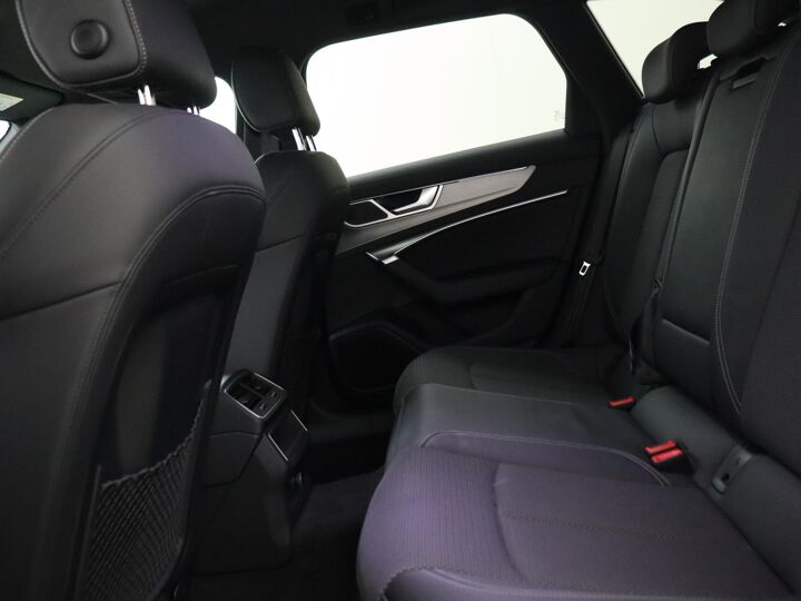 Audi A6 Avant 40 TFSI S edition | 204 PK | Automaat | Stoelverwarming | DAB | Navigatie | Achteruitrijcamera | Velgen LM 19” |