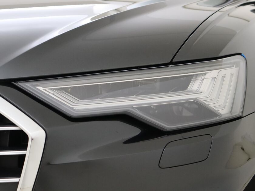 Audi A6 Avant 40 TFSI S edition | 204 PK | Automaat | Stoelverwarming | DAB | Navigatie | Achteruitrijcamera | Velgen LM 19” |