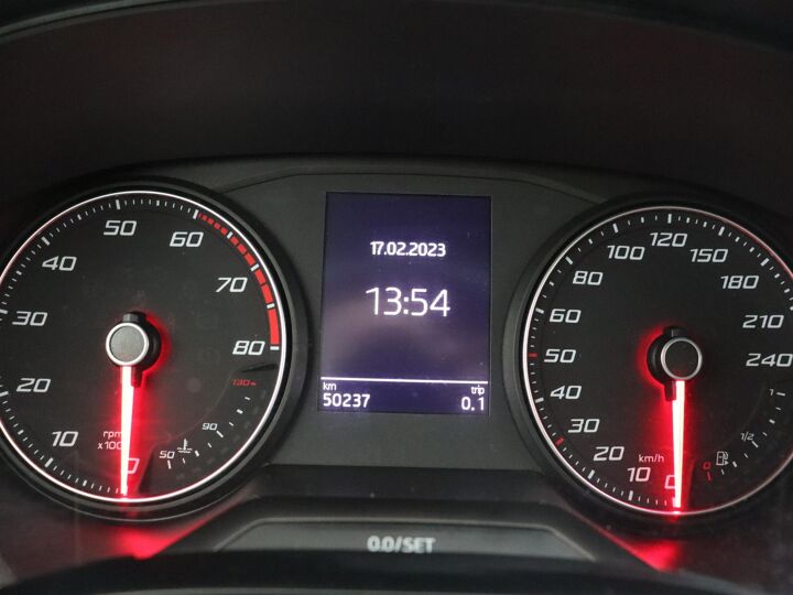 SEAT Ibiza 1.0 TSI FR Business Intense | 95 PK | Achteruitrijcamera | Navigatie |  Apple CarPlay / Android Auto | Getint Glas | Velgen LM 17” |