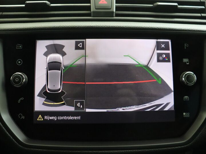 SEAT Ibiza 1.0 TSI FR Business Intense | 95 PK | Achteruitrijcamera | Navigatie |  Apple CarPlay / Android Auto | Getint Glas | Velgen LM 17” |