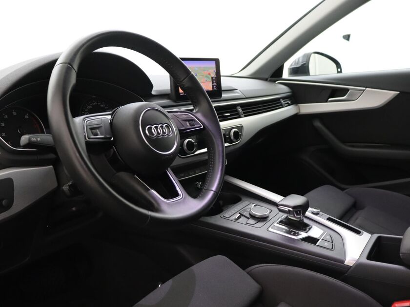 Audi A4 Avant 2.0 TFSI MHEV Sport Lease Edition | 190 PK | Automaat | Cruise Control | Getint glas | Navigatiesysteem |