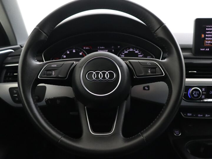 Audi A4 Avant 2.0 TFSI MHEV Sport Lease Edition | 190 PK | Automaat | Cruise Control | Getint glas | Navigatiesysteem |