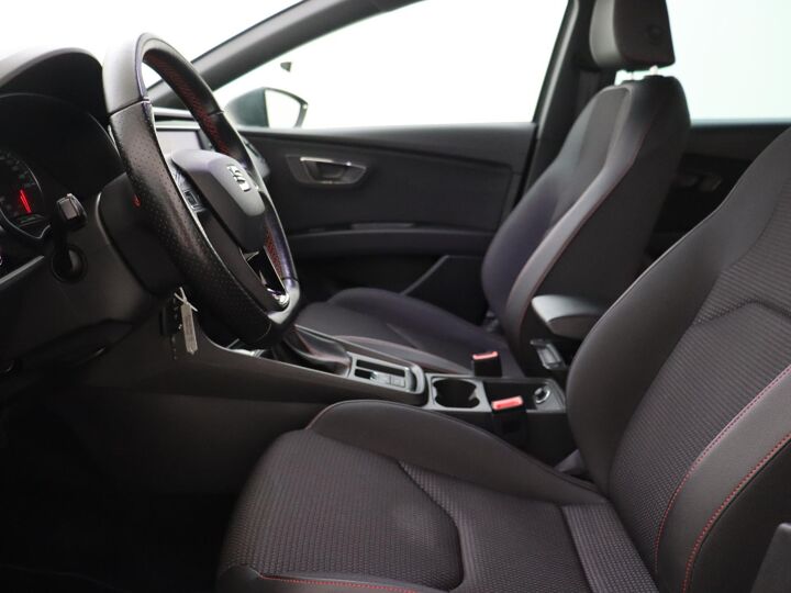 SEAT Leon 1.4 EcoTSI FR | 150 PK | Getint Glas | Navigatiesysteem | Cruise Control | DAB |