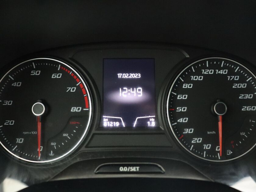 SEAT Leon 1.4 EcoTSI FR | 150 PK | Getint Glas | Navigatiesysteem | Cruise Control | DAB |