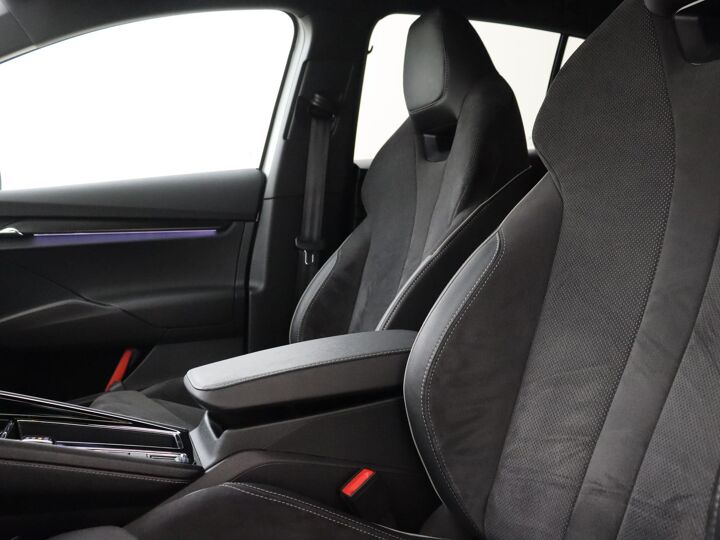 Škoda Enyaq iV 80 Sportline | 16% bijtelling | 204 PK | Automaat | DAB | Navigatie | Stoelverwarming | Achteruitrijcamera | Getint Glas |