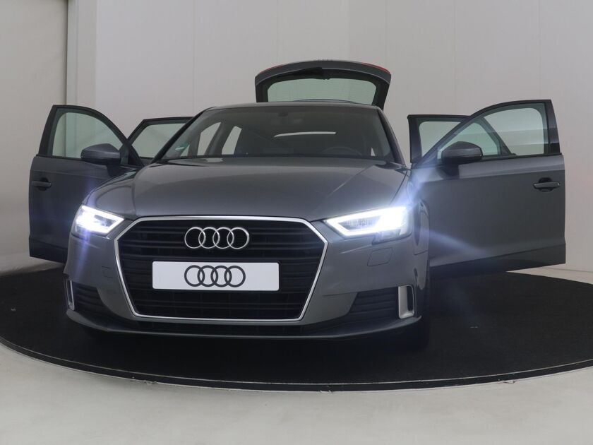 Audi A3 Sportback 30 TFSI Advance | 115 PK | Navigatie | Led Verlichting | Velgen LM 17” | Bluetooth | Cruise Control |