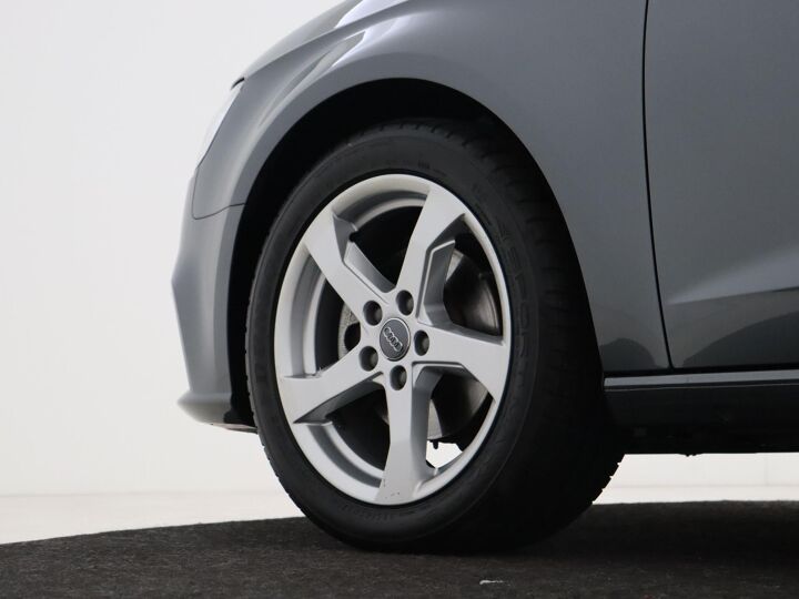 Audi A3 Sportback 30 TFSI Advance | 115 PK | Navigatie | Led Verlichting | Velgen LM 17” | Bluetooth | Cruise Control |