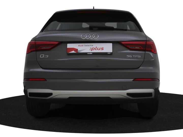 Audi Q3 35 TFSI Advanced edition Plus | 150 PK | Automaat | Parkeersensoren | Navigatie | Apple CarPlay / Android Auto | Velgen LM 18” | Multifunctioneel Stuurwiel |