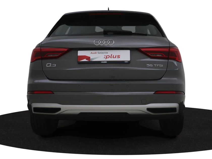 Audi Q3 35 TFSI Advanced edition Plus | 150 PK | Automaat | Parkeersensoren | Navigatie | Apple CarPlay / Android Auto | Velgen LM 18” | Multifunctioneel Stuurwiel |