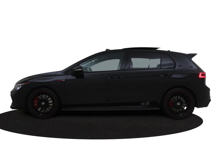 Volkswagen Golf 2.0 GTI Clubsport 45 Oettinger Akrapovic | Automaat | Panoramadak | Harman-Kardon | 19"Lichtmetalen velgen | Achteruitrijcamera