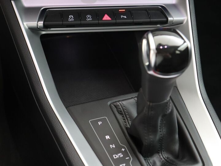 Audi Q3 Quattro 40 TFSI 190 pk S-Tronic Pro Line S | Panorama dak | Virtual Cockpit | Camera | Navigatie