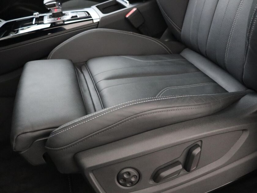Audi Q5 Sportback 50 TFSI e S edition Competition | 300 PK | Automaat | Achteruitrijcamera | Navigatie | Stoelverwarming | DAB | Apple CarPlay/ Android Auto |