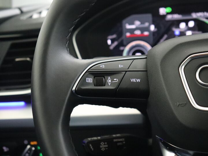 Audi Q5 Sportback 50 TFSI e S edition Competition | 300 PK | Automaat | Achteruitrijcamera | Navigatie | Stoelverwarming | DAB | Apple CarPlay/ Android Auto |