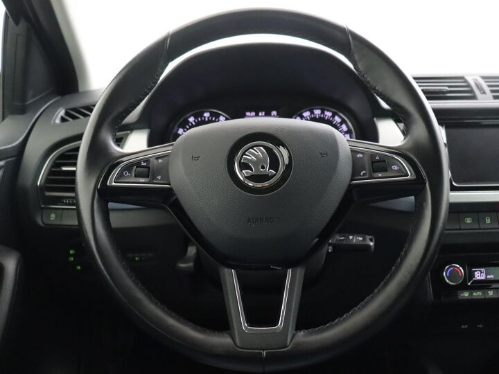 Škoda Fabia Combi 1.0 TSI Drive | 95 PK | Parkeersensoren | DAB | Airco | Navigatie | Velgen LM 16” |