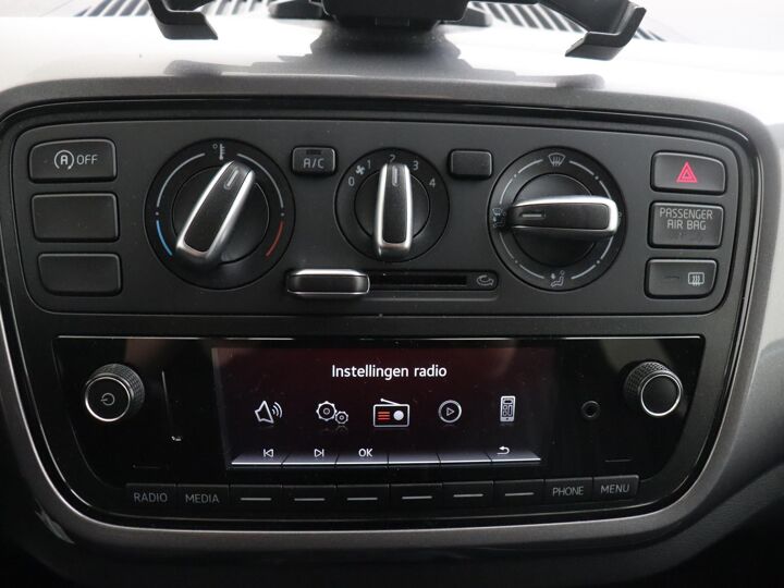 SEAT Mii 1.0 Sport Intense | 60 PK | Bluetooth | Airco | Cruise Control | Velgen LM 15” |