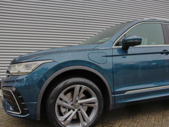 Volkswagen Tiguan 1.4 TSI eHybrid R-Line Business+ | PHEV 245 PK | Automaat | Trekhaak wegklapbaar | Virtual Cockpit | Apple Carplay | PDC V+A + Camera | Electrisch Inklapbare Buitenspiegels |