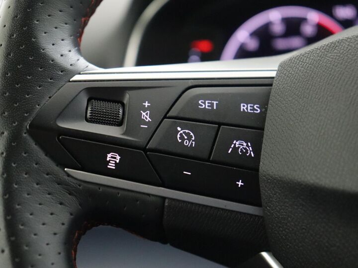 SEAT Ibiza 1.0 TSI FR Business Intense | 95 PK | Virtual Cockpit | Full Link | Adaptive Cruise Control | LM 17” |