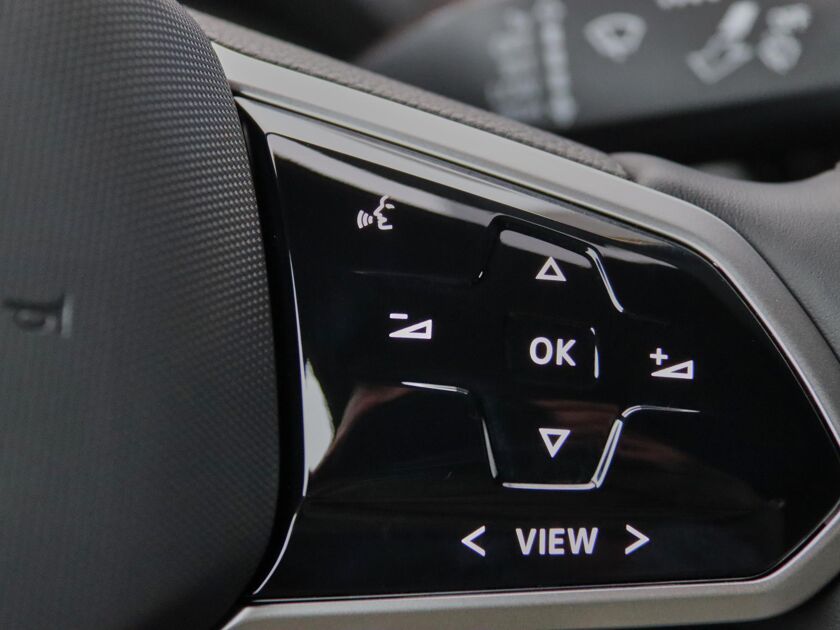 Volkswagen ID.5 Pro ELEKTROMOTOR 150 kW / 204 pk SUV Elektrische a andrijving