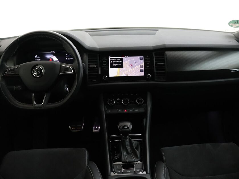 Škoda Kodiaq 1.5 TSI Sportline Business | 150 PK | Automaat | Stoelverwarming | Achteruitrijcamera | DAB | Velgen LM 19” | Apple CarPlay / Android Auto |