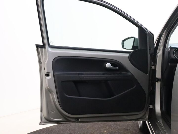 Volkswagen Up! 1.0 BMT 60 pk | move up! | Airco | DAB Radio | Centr. vergr.