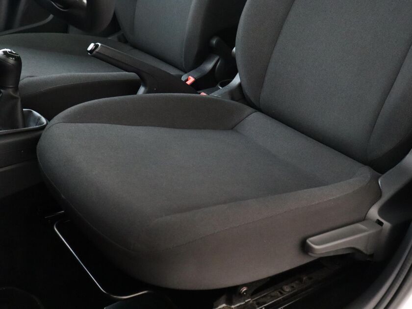 Volkswagen Up! 1.0 BMT 60 pk | move up! | Airco | DAB Radio | Centr. vergr.