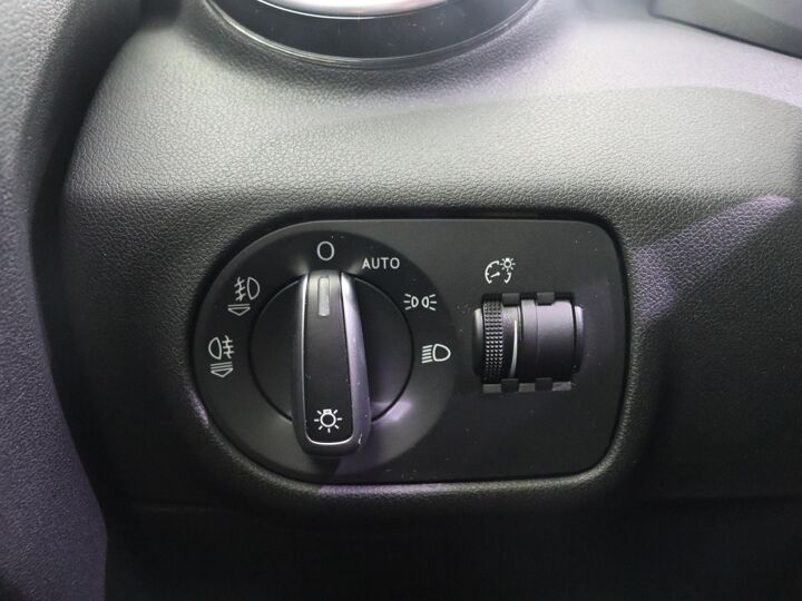 Audi A1 1.0 TFSI Advance Sport | 95 PK | Navigatie | Led Dagrijverlichting | Leren Bekleding | S line Interieur | S line Exterieur |