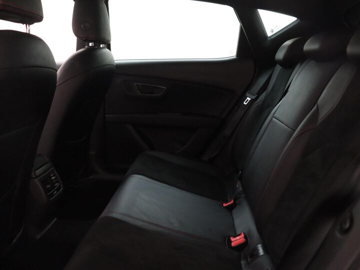 SEAT Leon 1.4 EcoTSI FR Business Intense | 150 PK | Automaat | Getint Glas | Navigatie | DAB | Achteruitrijcamera | Parkeersensoren |