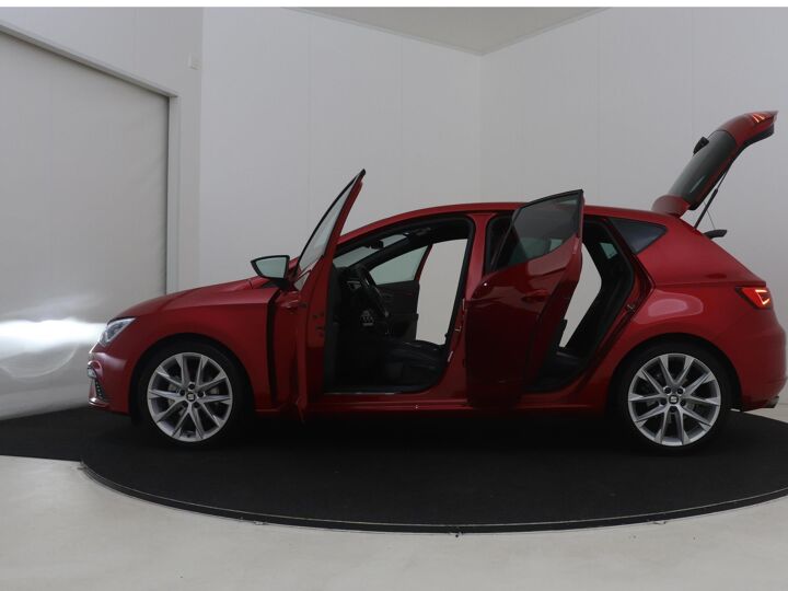 SEAT Leon 1.4 EcoTSI FR Business Intense | 150 PK | Automaat | Getint Glas | Navigatie | DAB | Achteruitrijcamera | Parkeersensoren |