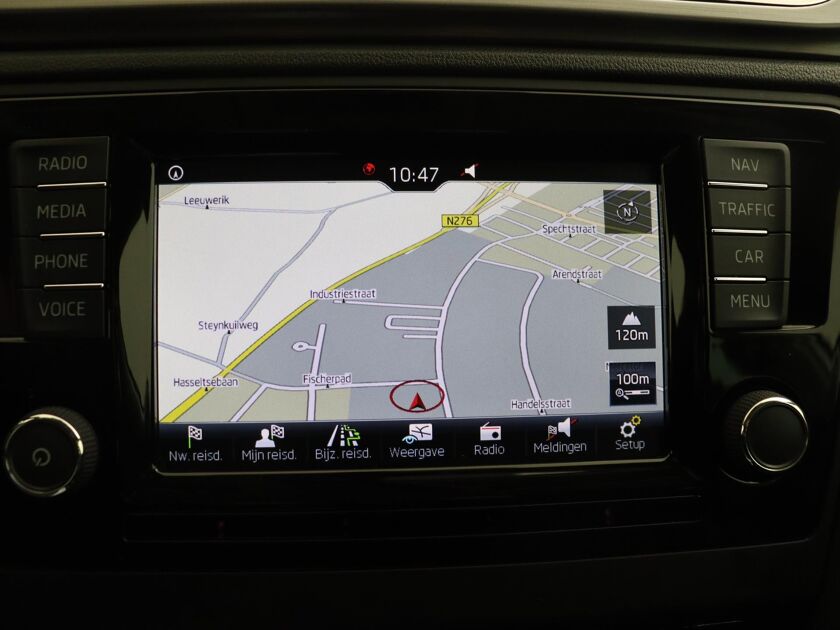 Škoda Rapid Spaceback 1.0 TSI Greentech Clever | 95 PK | Stoelverwarming | Parkeersensoren | DAB | Navigatie | Airco | Multifunctioneel Stuurwiel |