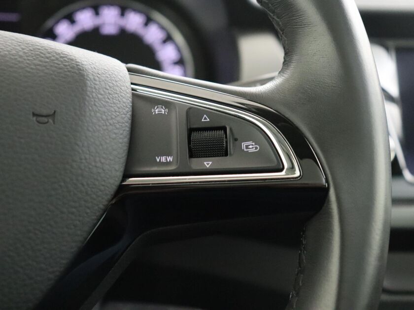 Škoda Fabia Combi 1.0 Business Edition | 75 PK | DAB | Parkeersensoren | Apple CarPlay/ Android auto |  Led Verlichting | Getint Glas |