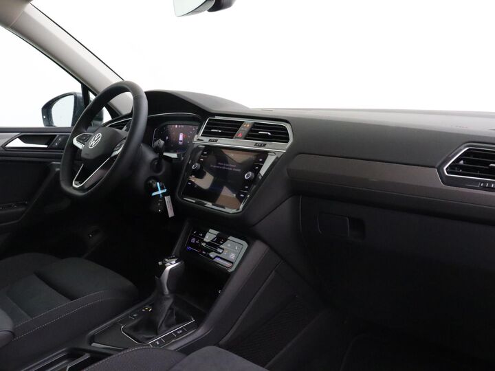 Volkswagen Tiguan Allspace Life Business 1.5 110 kW / 150 pk TSI SUV 7 versn. DSG 7-zits