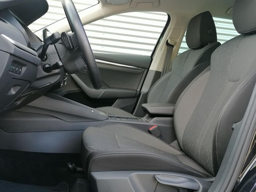 Škoda Octavia Combi 1.5 e-TSI Greentech Business Edition Automaat | Navigatie | Cruise Control