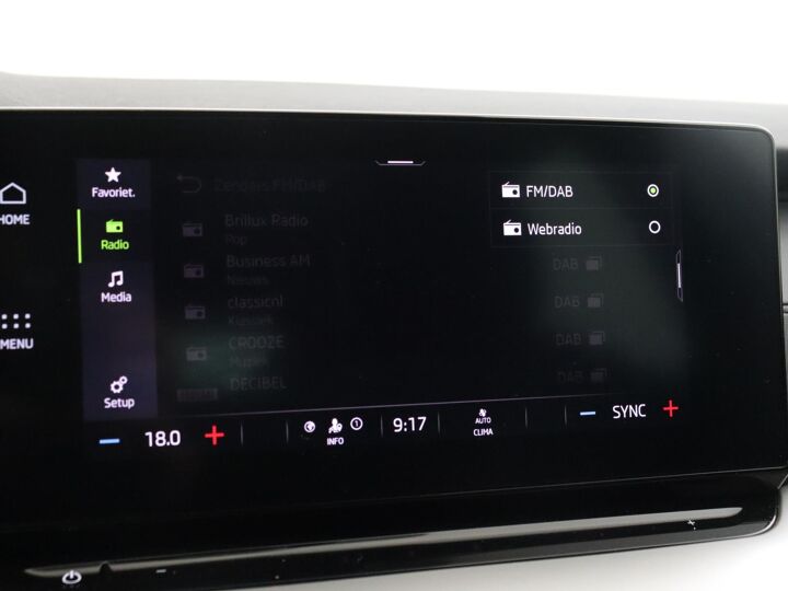 Škoda Octavia Combi 1.0 TSI Business Edition | 110 PK | Navigatie | Parkeersensoren | Apple CarPlay/ Android auto | DAB | Led Verlichting |