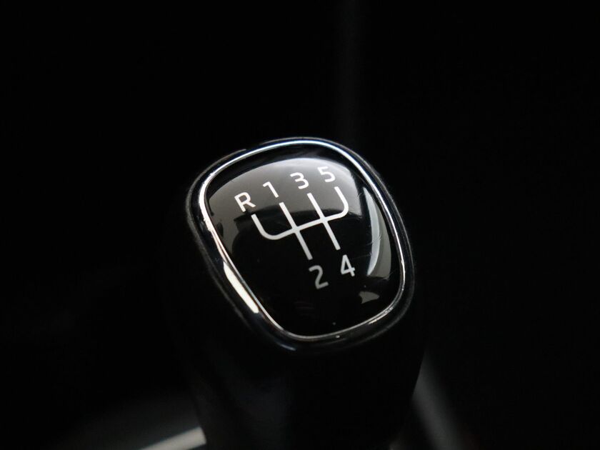 Škoda Rapid Spaceback 1.0 TSI Greentech Clever | 95 PK | Navigatie | Trekhaak | Parkeersensoren | Airco | Bluetooth |