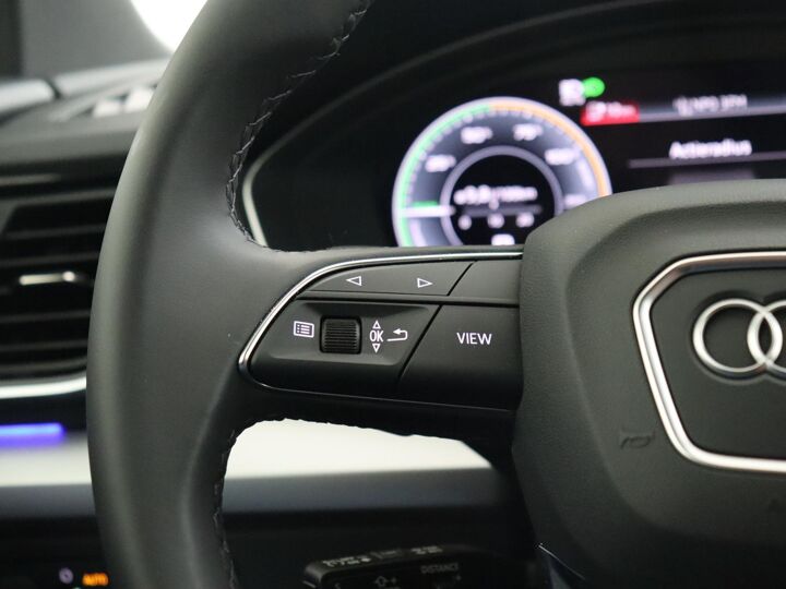 Audi Q5 50 TFSI e Advanced edition