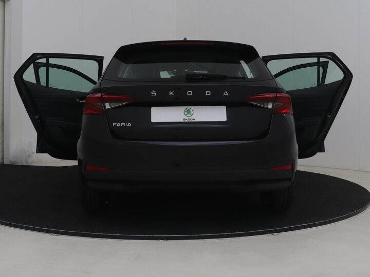 Škoda Fabia Ambition 1.0 70 kW / 95 pk TSI Hatchback 5 versn.  Hand