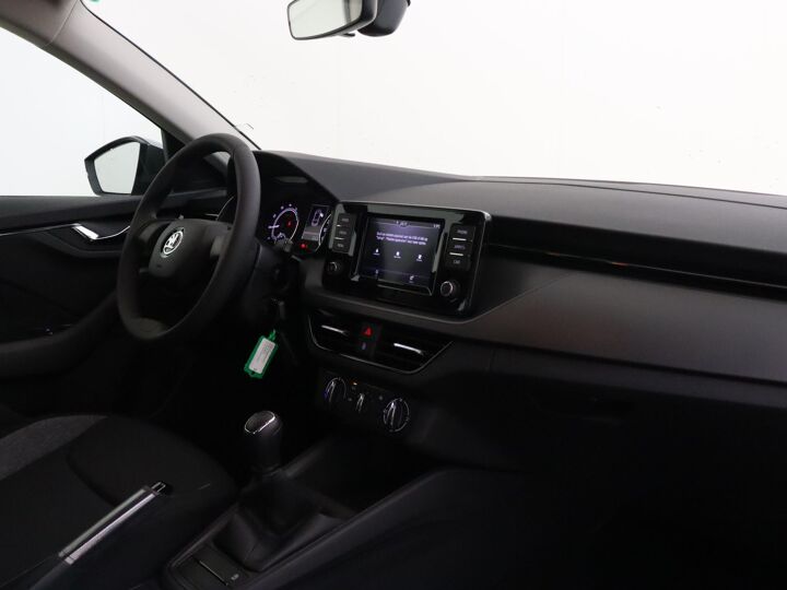 Škoda Scala Active 1.0 70 kW / 95 pk TSI Hatchback 5 versn. Ha nd