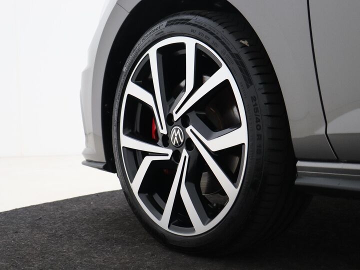 Volkswagen Polo 2.0 TSI GTI | 207 PK | Automaat | Panoramadak | Achteruitrijcamera | DAB | Apple CarPlay/ Android auto | Navigatie |