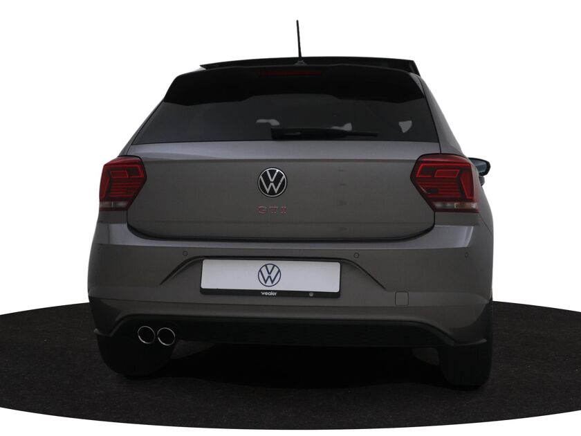 Volkswagen Polo 2.0 TSI GTI | 207 PK | Automaat | Panoramadak | Achteruitrijcamera | DAB | Apple CarPlay/ Android auto | Navigatie |