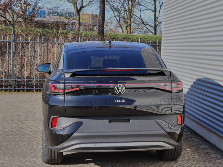 Volkswagen ID.5 Pro ELEKTROMOTOR 150 kW / 204 pk SUV Elektrische a andrijving