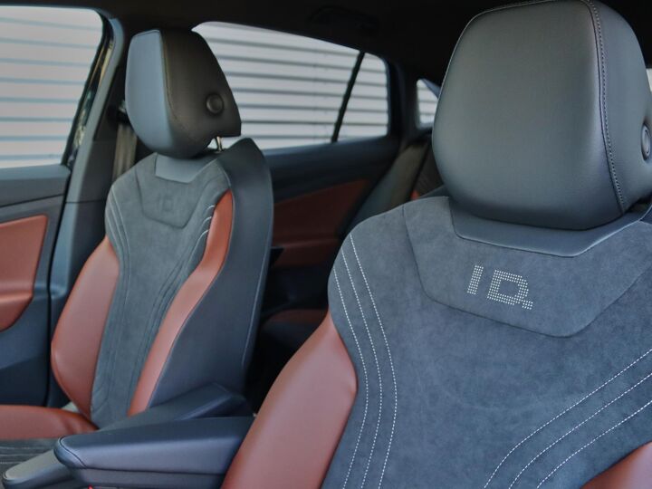 Volkswagen ID.5 Pro ELEKTROMOTOR 150 kW / 204 pk SUV Elektrische a andrijving